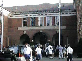 bhofam.JPG (18029 bytes)