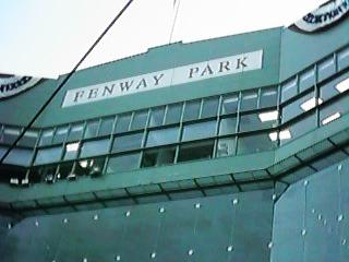 fenway.JPG (14754 bytes)